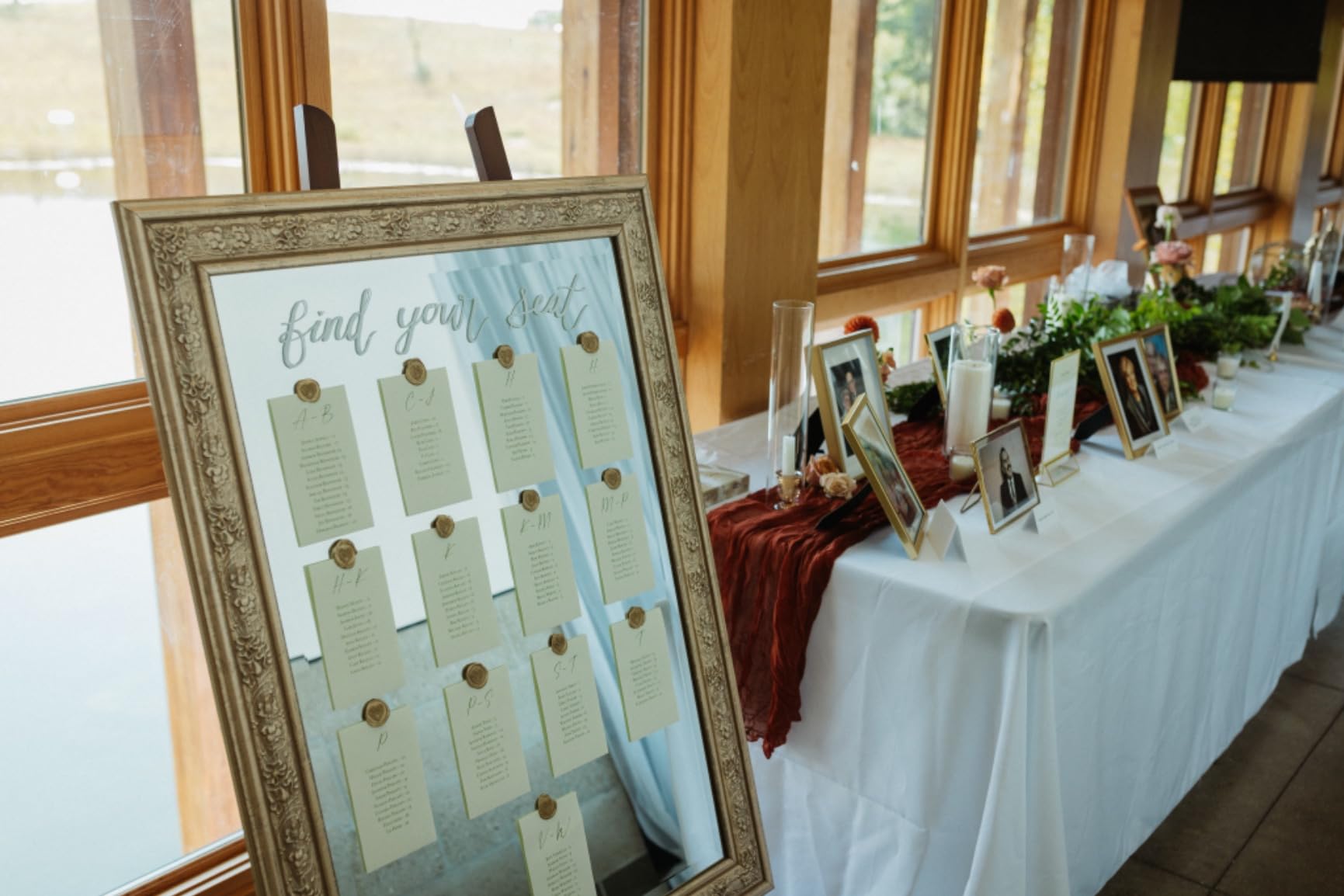 A-Frame Wooden Display Easel, Lyre Beechwood Studio Easel Stand, Black customer photo 1