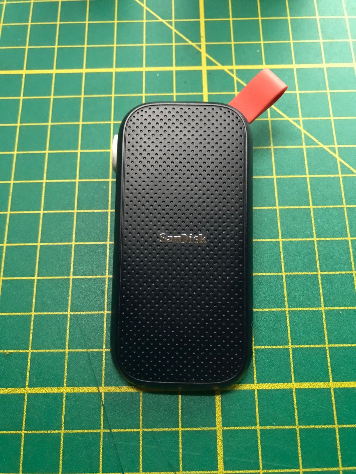 SANDISK 2TB Portable SSD - Up to 800MB/s, USB-C, USB 3.2 Gen 2, Updated Firmware - External Solid State Drive - SDSSDE30-2T00-G26 customer photo 2
