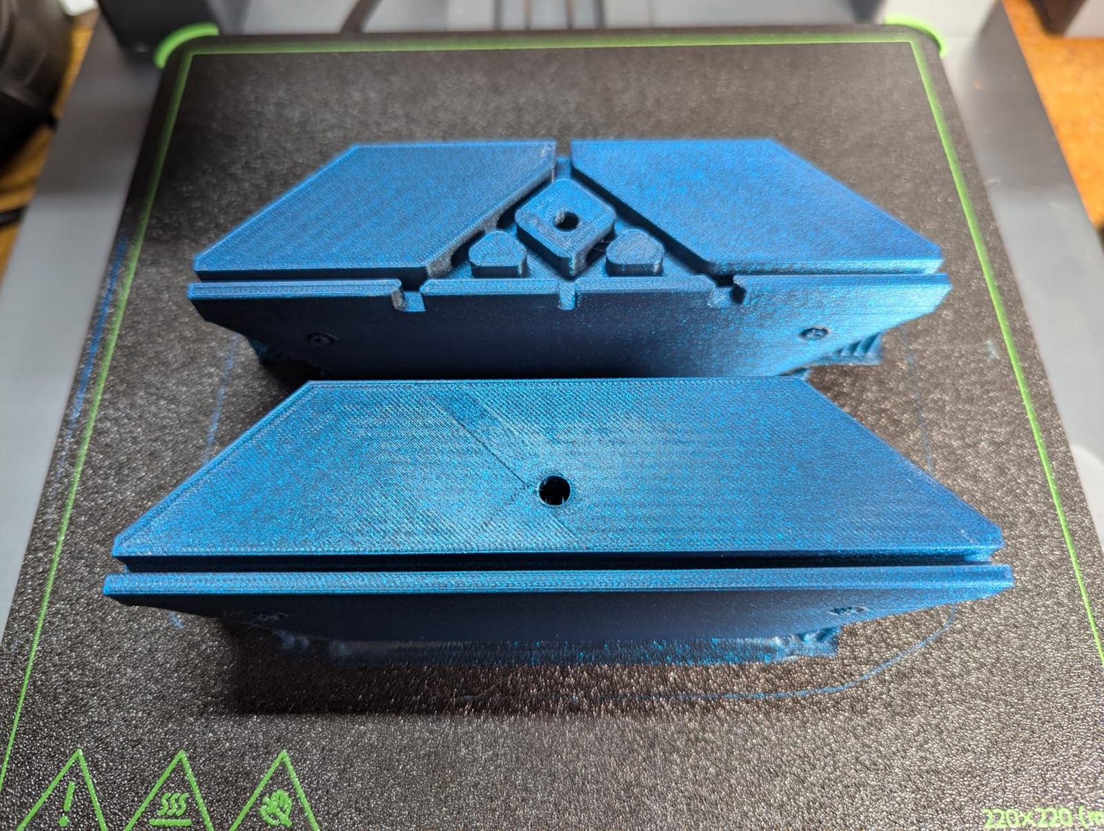 DELACK 3D Printer Enclosure for Bambu Lab A1 Mini, Prusa MK4, MK3 & Mini with LED Light | IKEA Lack Table Enclosure Kit | Ventilation Ready | Plexiglass Panels | DIY Printer Cabinet customer photo 1