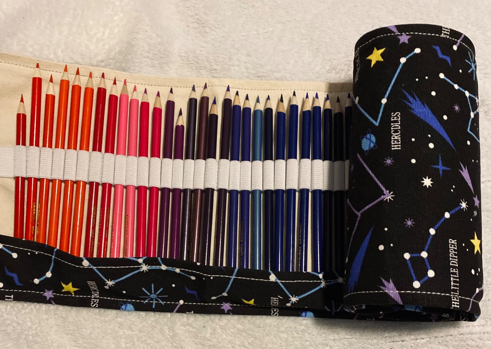 DIYOMR 24/36/72 Slots Pencil Wrap Pencil Rolls, Artist Colored Pencils Roll Up Bag Short Brushes Pouch Case Pencils Organizer for Drawing Coloring and Sketching,No Pencils (Cuddly Cat, 24slots) customer photo 1