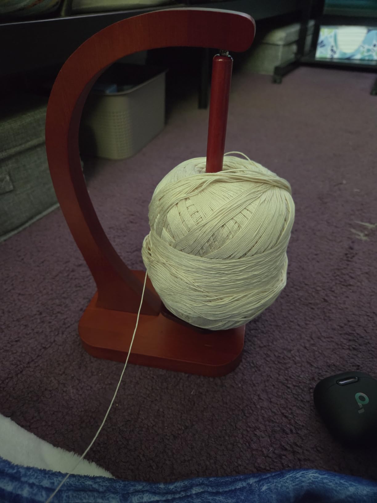 JUCPASH Yarn Holder for Crocheting with Magnetic Spin, Crochet Gifts, Brown customer photo 1
