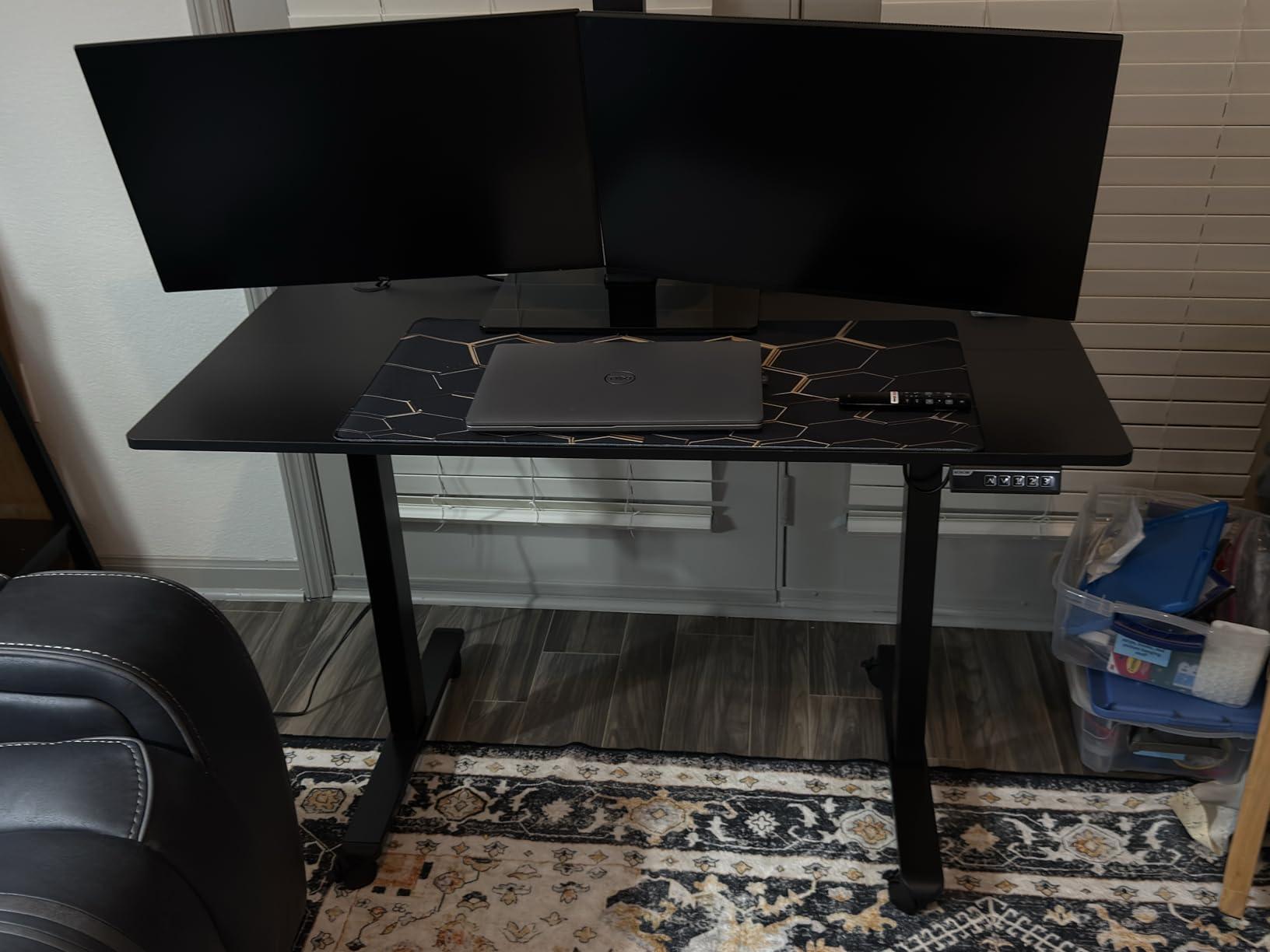 Monomi Large Electric Standing Desk 71“x31.5“ Height Adjustable,Natural customer photo 1