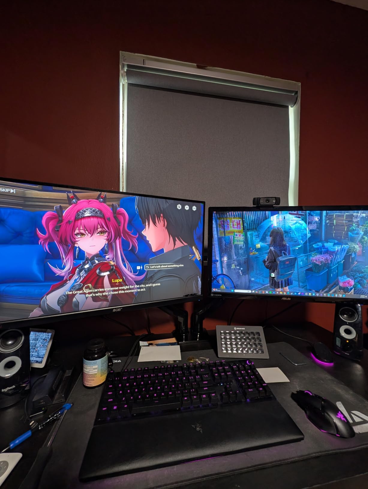 HUANUO Dual Monitor Stand - Full Adjustable Monitor Desk Mount Swivel Vesa Bracket with C Clamp, Grommet Mounting Base for 13 to 32 Inch Computer Screens - Each Arm Holds 4.4 to 19.8lbs - White customer photo 1