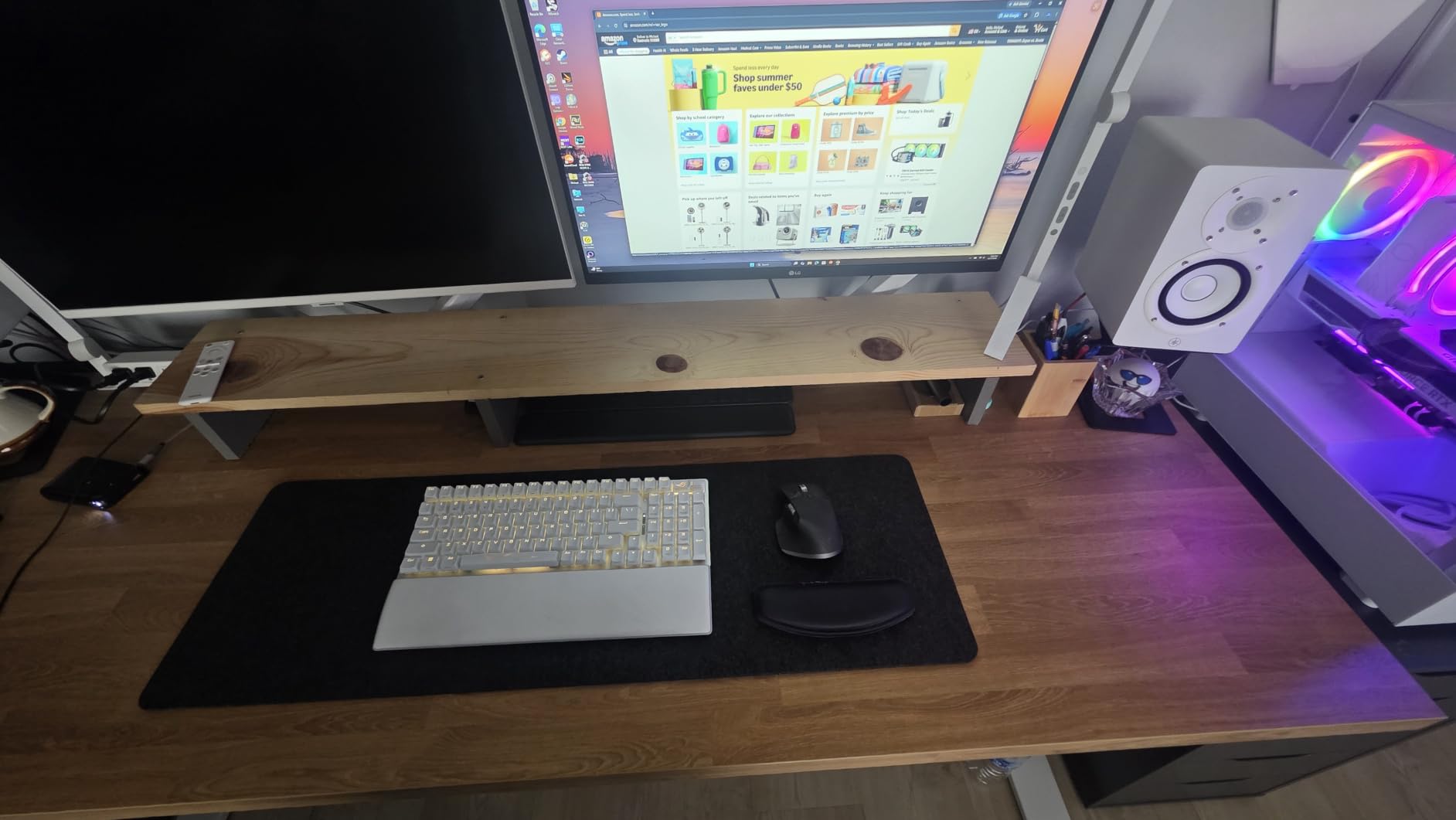 DAWNTREES Large Felt Desk Mat, 47.2