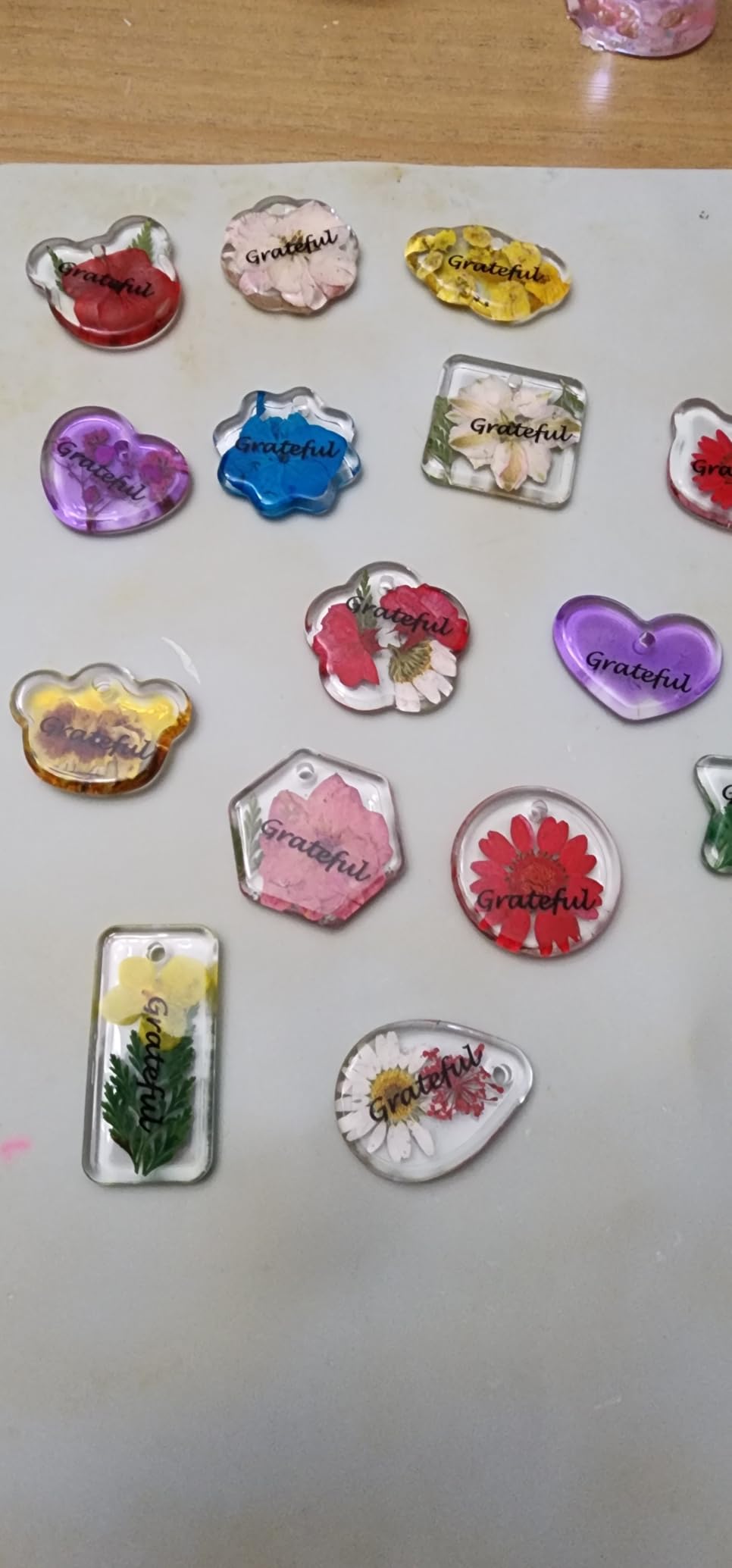 LET'S RESIN Keychain Resin Molds Silicone, 16 Cavity Pendant Casting Mold customer photo 1