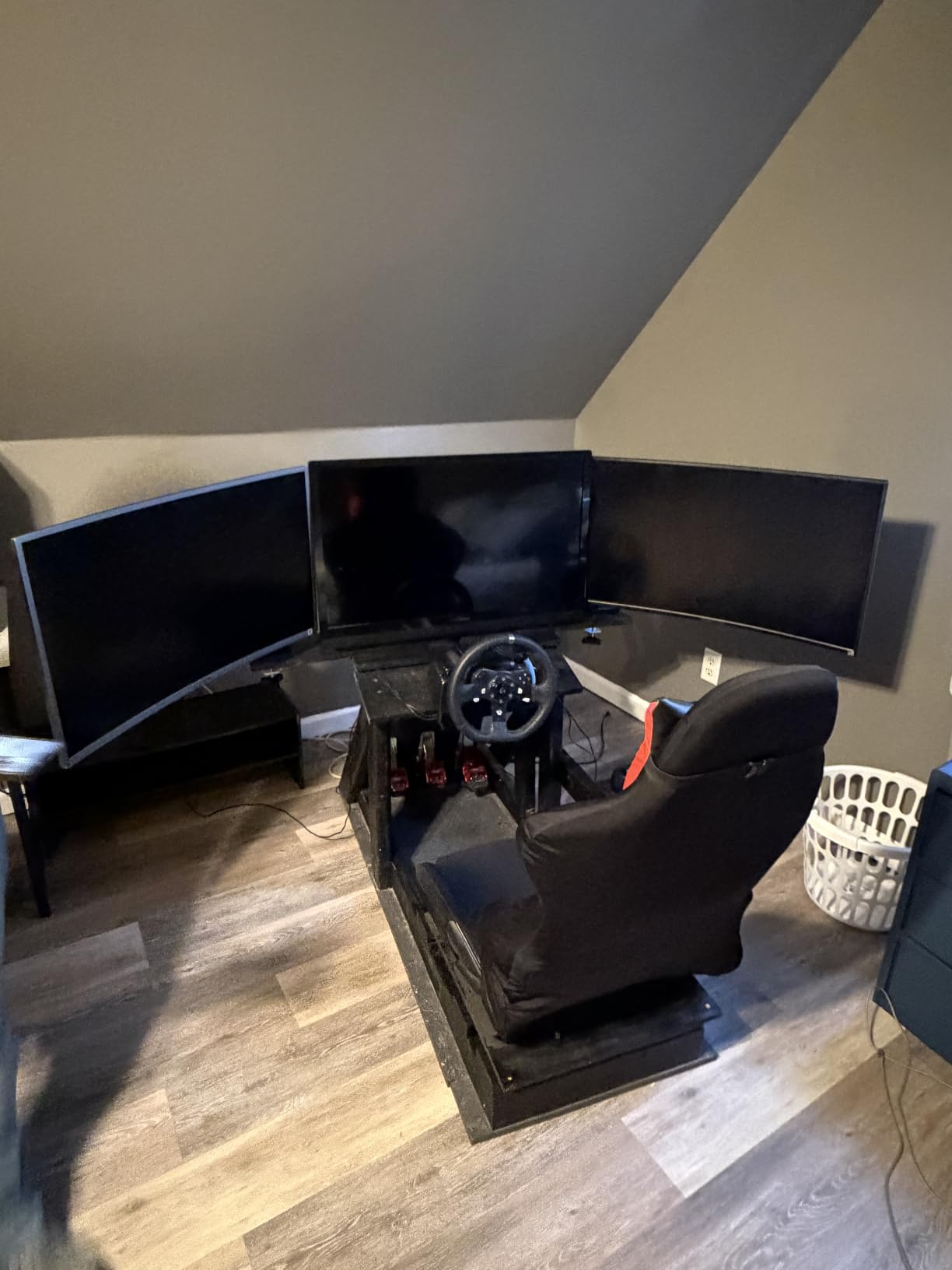 WALI Adjustable Single Monitor Arm for 13-34 inch Screens, up to 26.4 lbs customer photo 2
