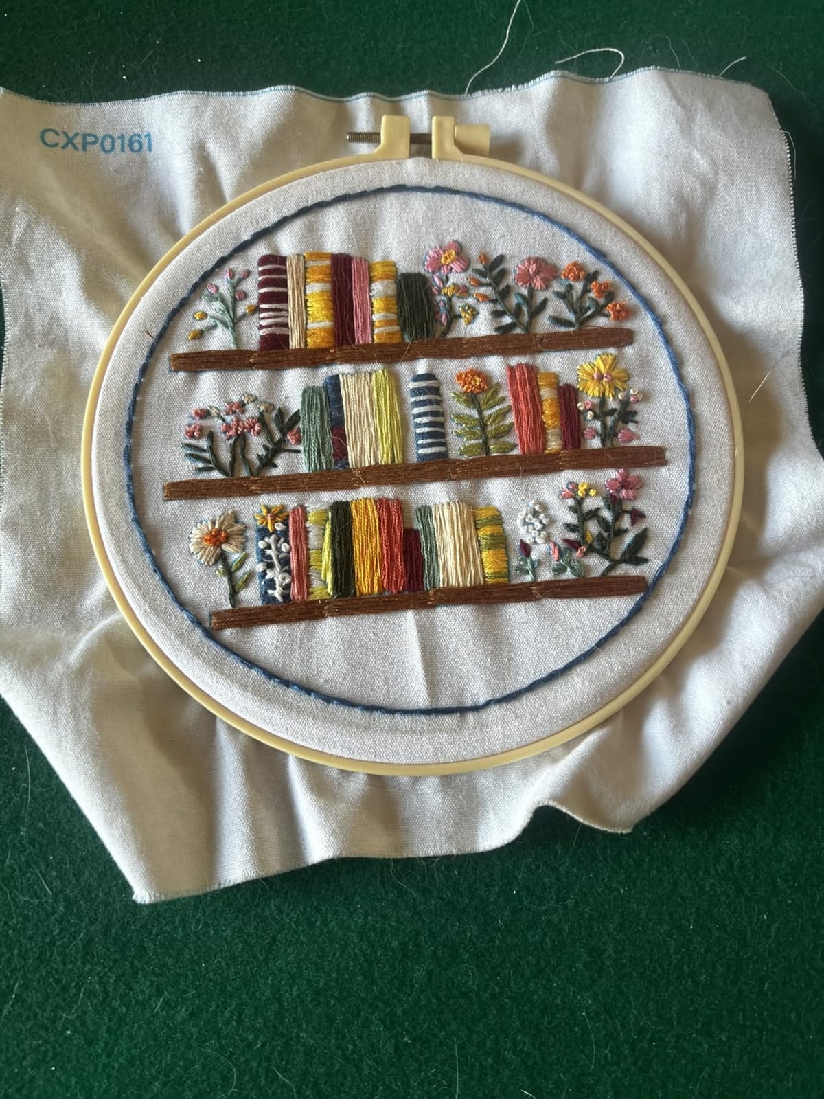 JOZYSH 8'' Flowers Embroidery Kit for Beginners Stamped Books and Flowers Pattern Embroidery Kit Cross Stitch Kit Embroidery Starter Kit with Instructions, Embroidery Hoops for Home Ofiice Decor customer photo 2