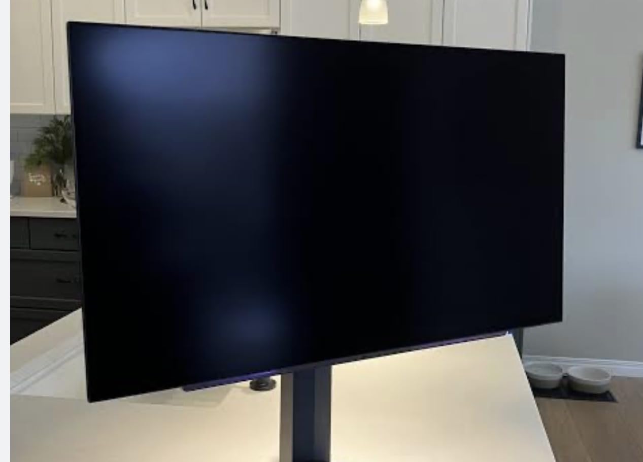 LG 27U411A-B 27-inch Full HD (1920 x 1080) IPS Computer Monitor, 120Hz, HDR10, Reader Mode, Flicker Safe, HDMI, Slim Stand Base, Black customer photo 2