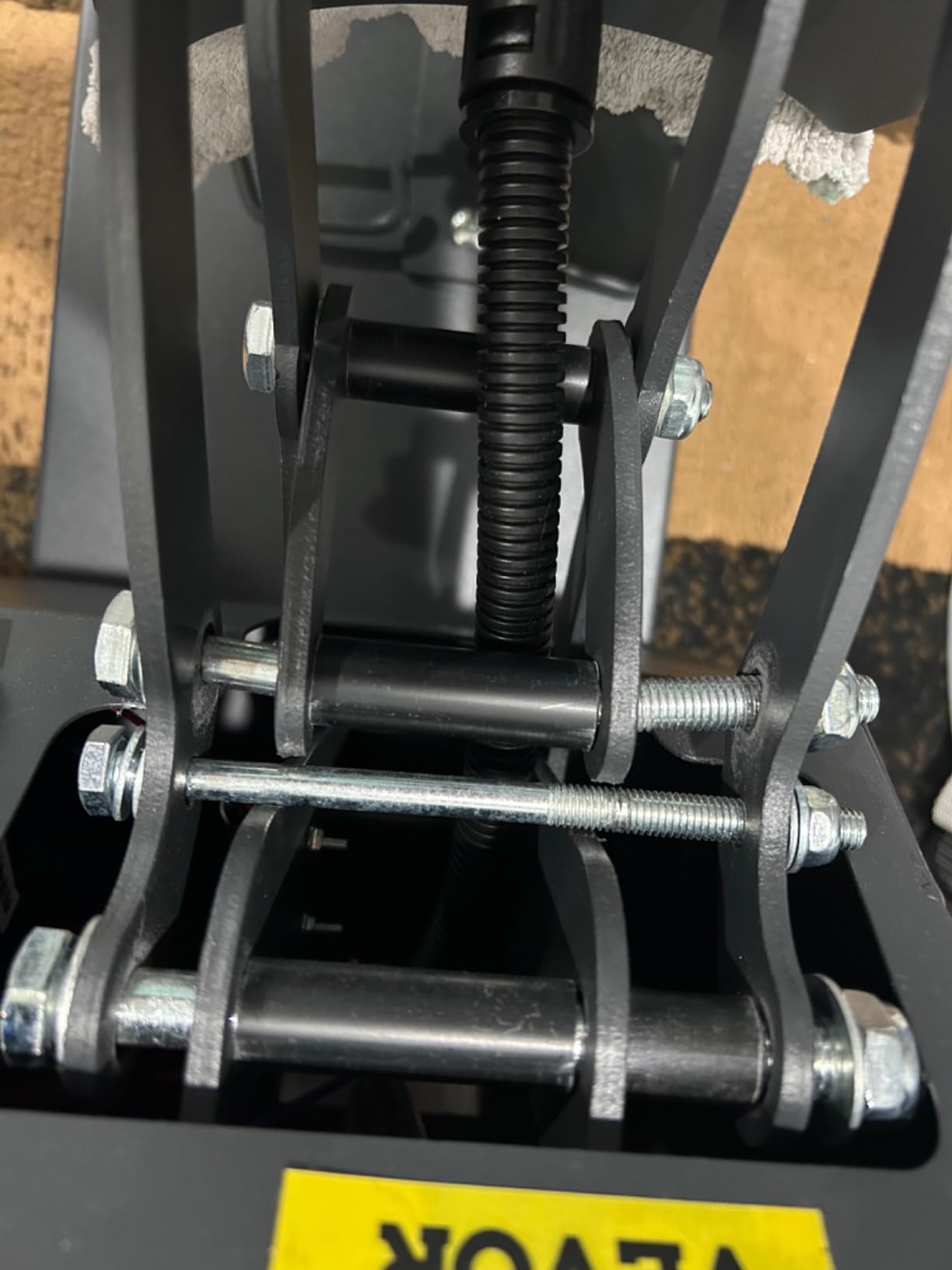 VEVOR Hat Heat Press Machine, 8.5 x 4 in Large Heating Plate, with Caps Stretcher, Precise Temperature & Time Control, Heat Press for Hats and Caps, for HTV Iron On and Sublimation Projects, White customer photo 1