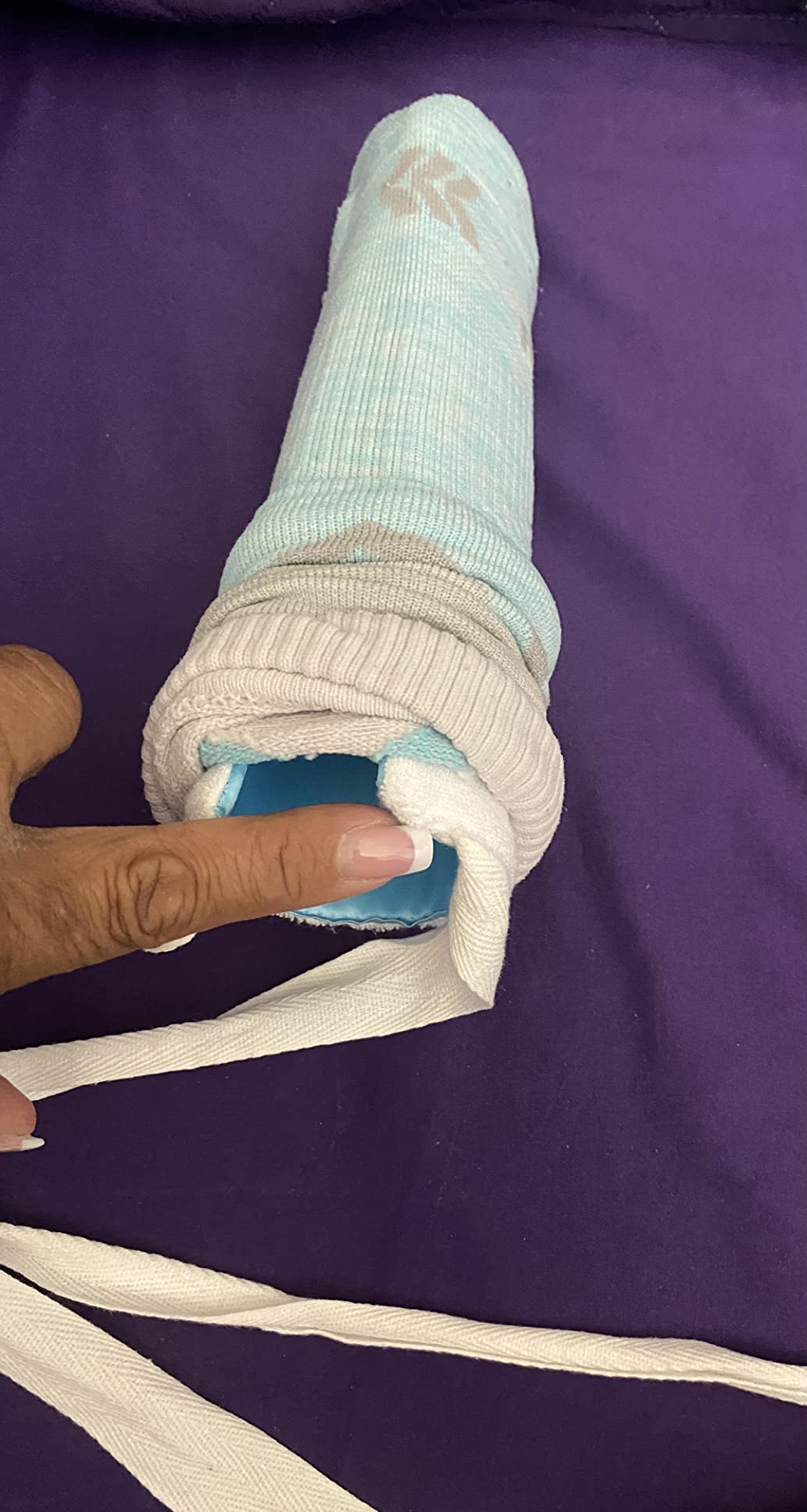 Fanwer Sock Aid Tool and Pants Assist for Elderly, Disabled,Pregnant, Diabetics - Pulling Assist Device - Socks Helper customer photo 2