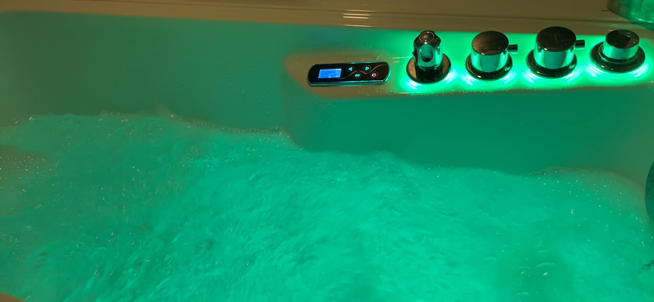 ANZZI Walk In Tub, 27 X 53 In, Left Drain, 12 Whirlpool & 18 Air Jets customer photo 2