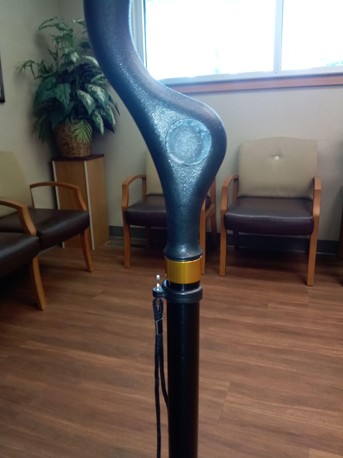 Walking Cane for Men and Women - Special Balancing Stick With 10 Adjustable Heights - Self Standing, Folding, Portable, Collapsible, and Comfortable customer photo 1