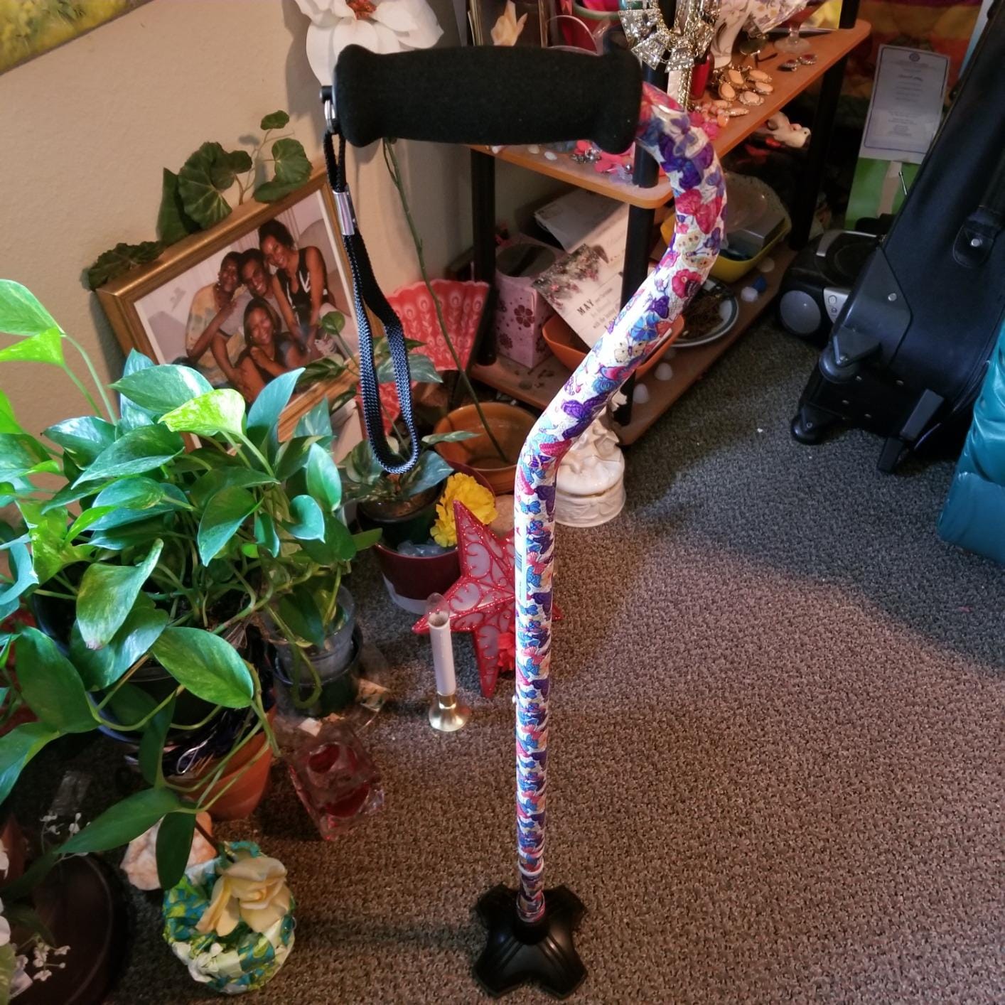 Nova Joy Designer Offset Quad Cane for Seniors - Unisex Adjustable Lightweight Walking Aid with Foam Handle, Wrist Strap and Anti-Rattle Lock - Essential Mobility Support - Proud Peacock customer photo 2