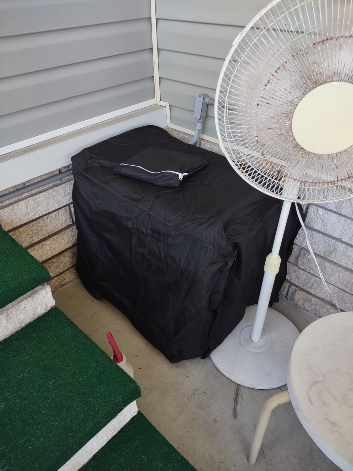 Outdoor Generator Covers Waterproof Heavy Duty 600D Oxford Portable Generator Cover Universal for 5500-15000 Watt Portable Generators ,38x28x30 in customer photo 2