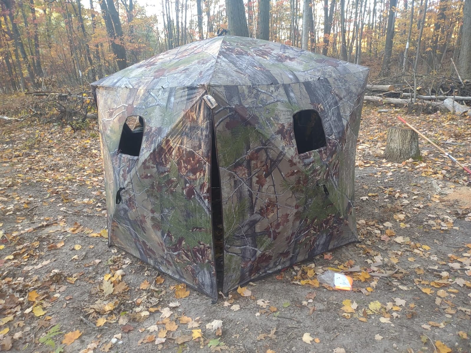 Barronett Blinds® Feather Five, Portable Hunting Blind, Huge Interior, Lightweight, 4-Person, Bloodtrail® Backwoods, 72” x 84” x 84”, FF500BW customer photo 1