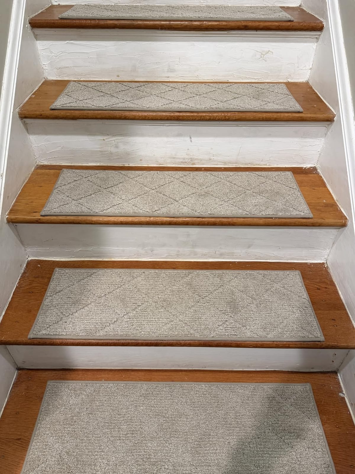 COSY HOMEER Edging Stair Treads Non-Slip Carpet Mat 28inX9in,4pc,Beige customer photo 2