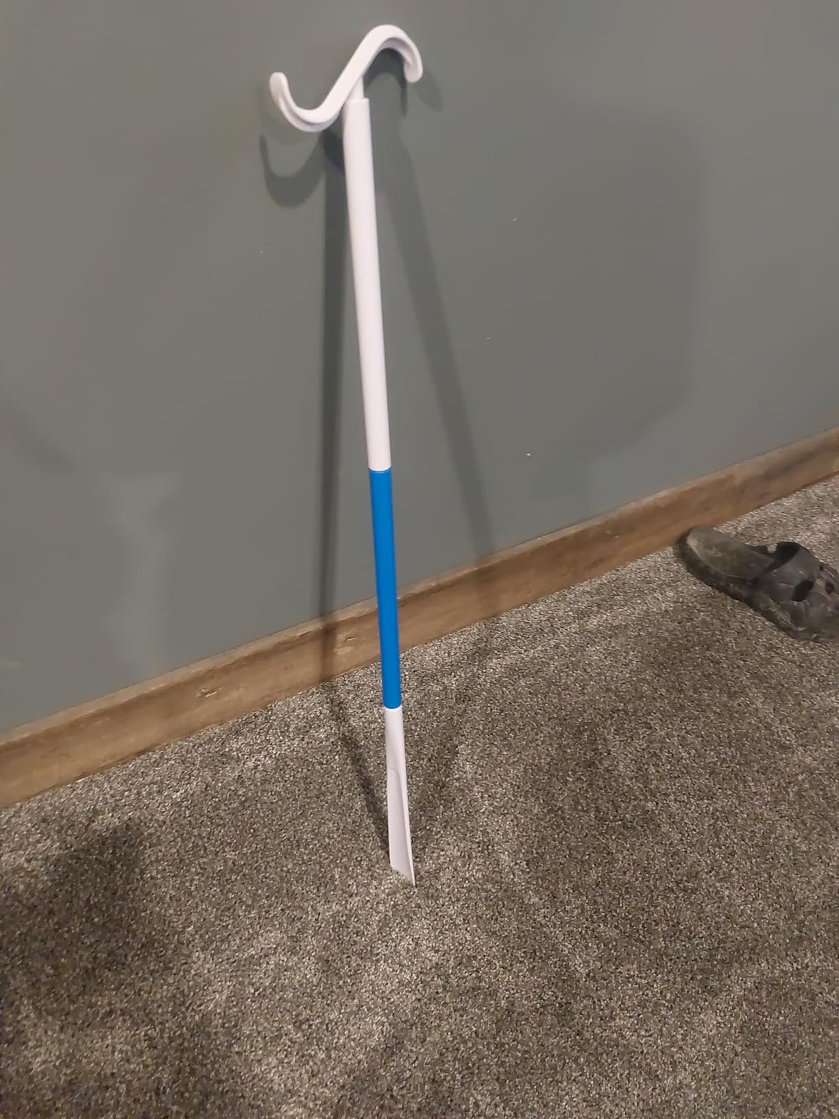 35.5 Inch Long Handled Shoe Horn, Dressing Stick, Sock Remover Aid Helper - Versatile, Adjustable Dressing Aid for Shoes, Socks, Shirts, Pants - Long Shoe Horn, Shoe Horn Long Handle for Seniors customer photo 1