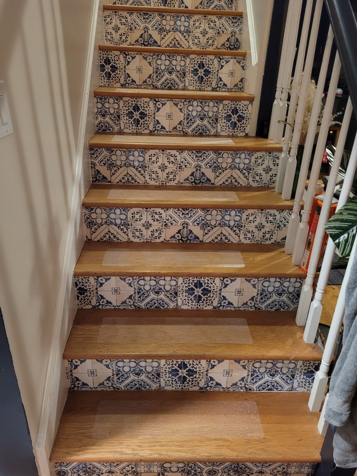 Spurtar Non Slip Staircase Step Treads, 6