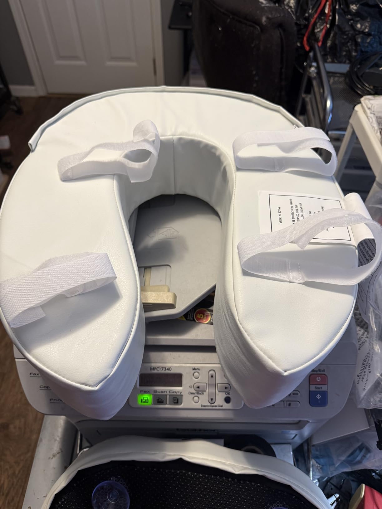Lunderg Padded Toilet Seat Riser for Seniors - Adds 2 Inches. Universal Fit customer photo 1