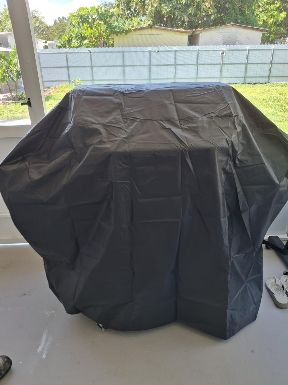 Grill Cover, 58 inch Heavy Duty BBQ Gas Grill Cover for Outdoor Grill, Waterproof, Weather Resistant, Anti-UV, Rip-Proof, Fade Resistant Barbecue Cover with Hook-and-Loop Straps for Most Grills customer photo 1