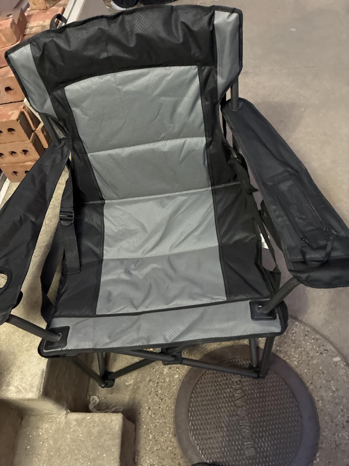 SONGMICS Folding Camping Chair, Max. Load Capacity 451.9 lb customer photo 2