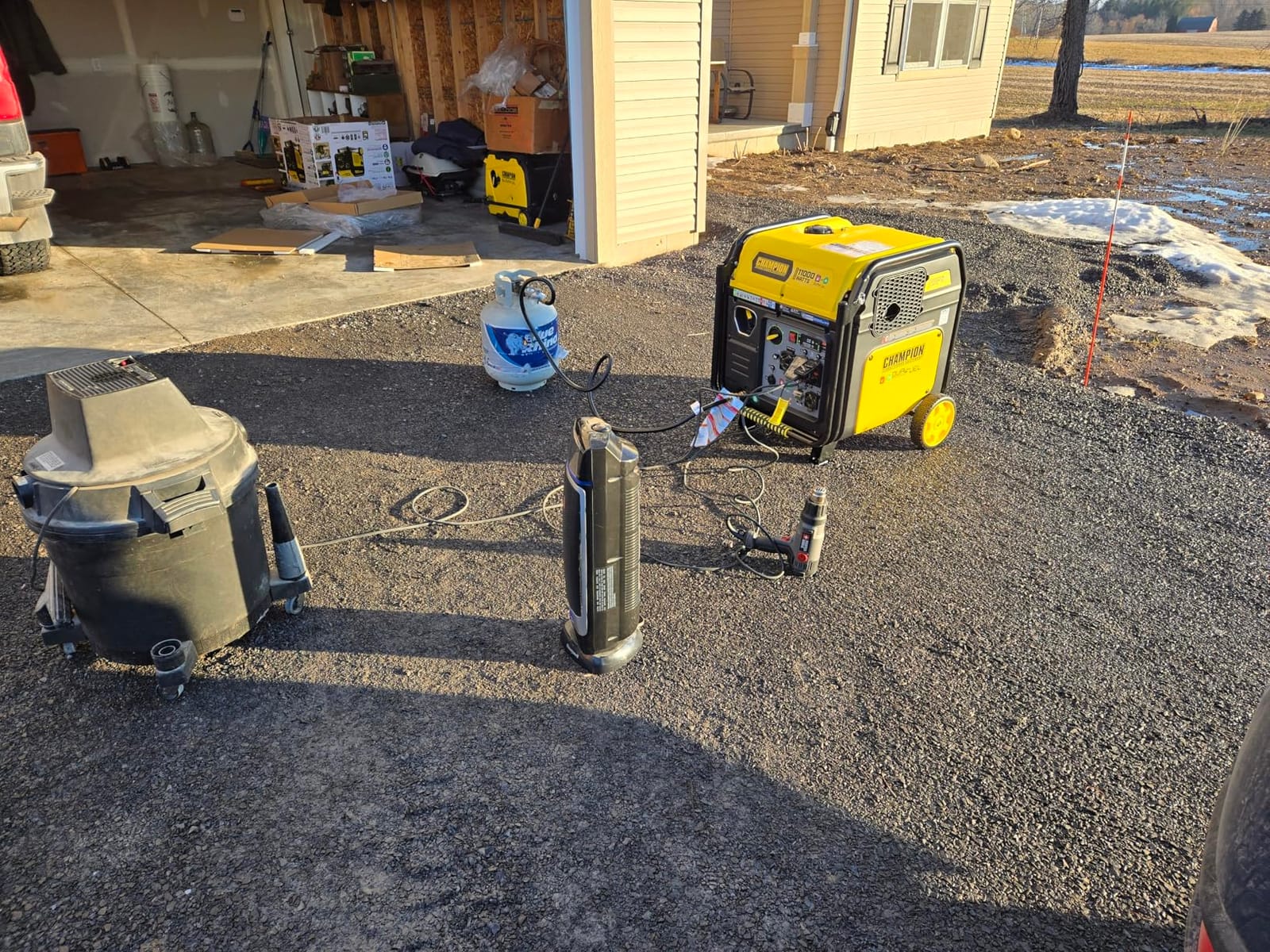 Champion 11,000-Watt Remote Start Tri Fuel Portable Inverter Generator customer photo 1