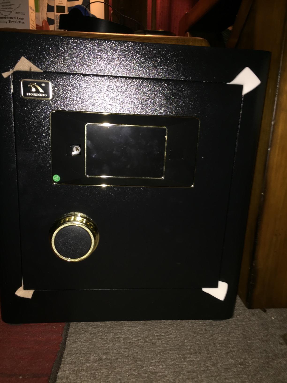 TIGERKING Rifle Safe for Home, 6-8 Gun Capacity, 243 lb Heavy-Duty Steel customer photo 1