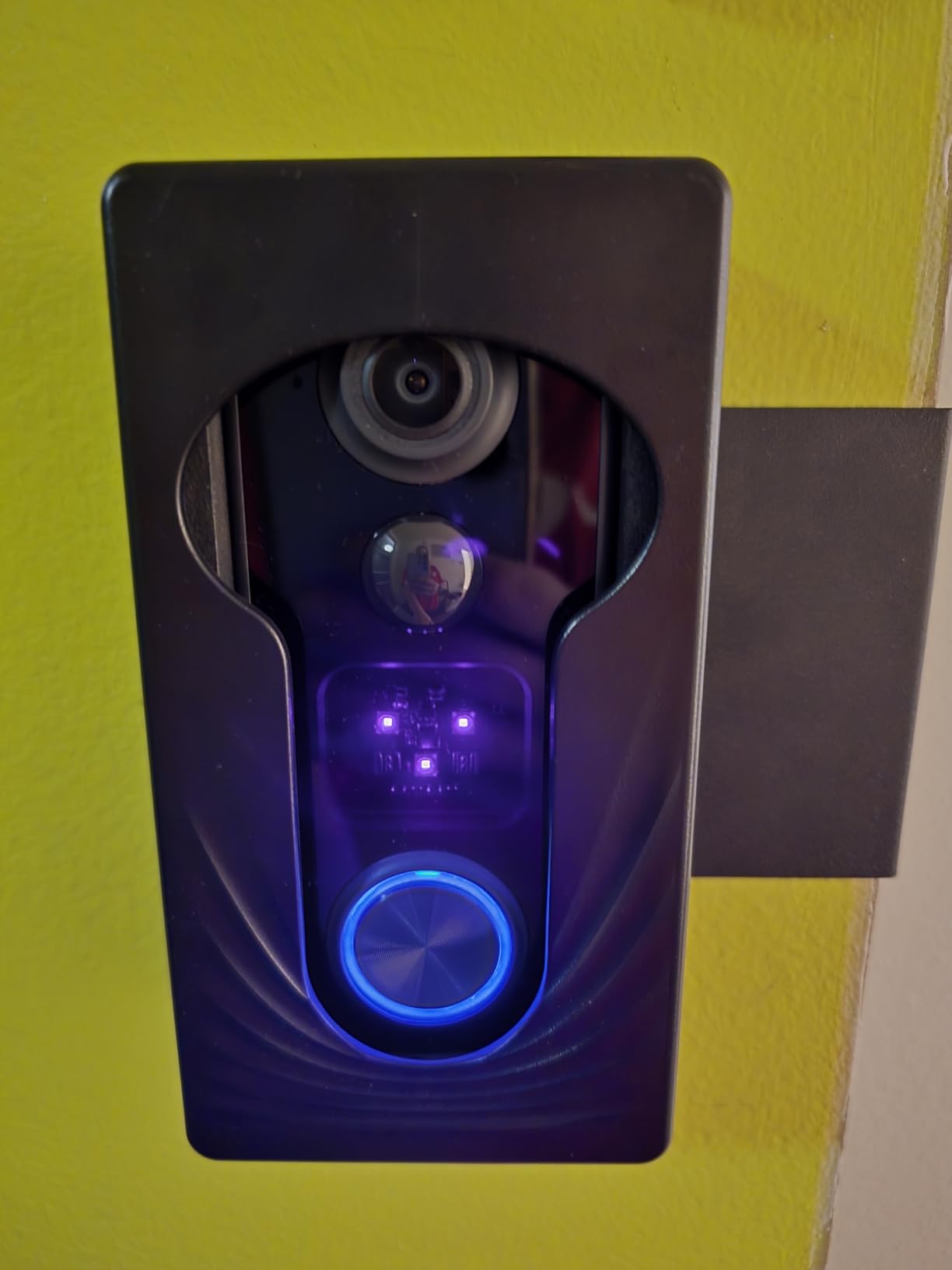 XTU 2K Video Doorbell Camera Wireless with Chime, No Monthly Fee customer photo 1