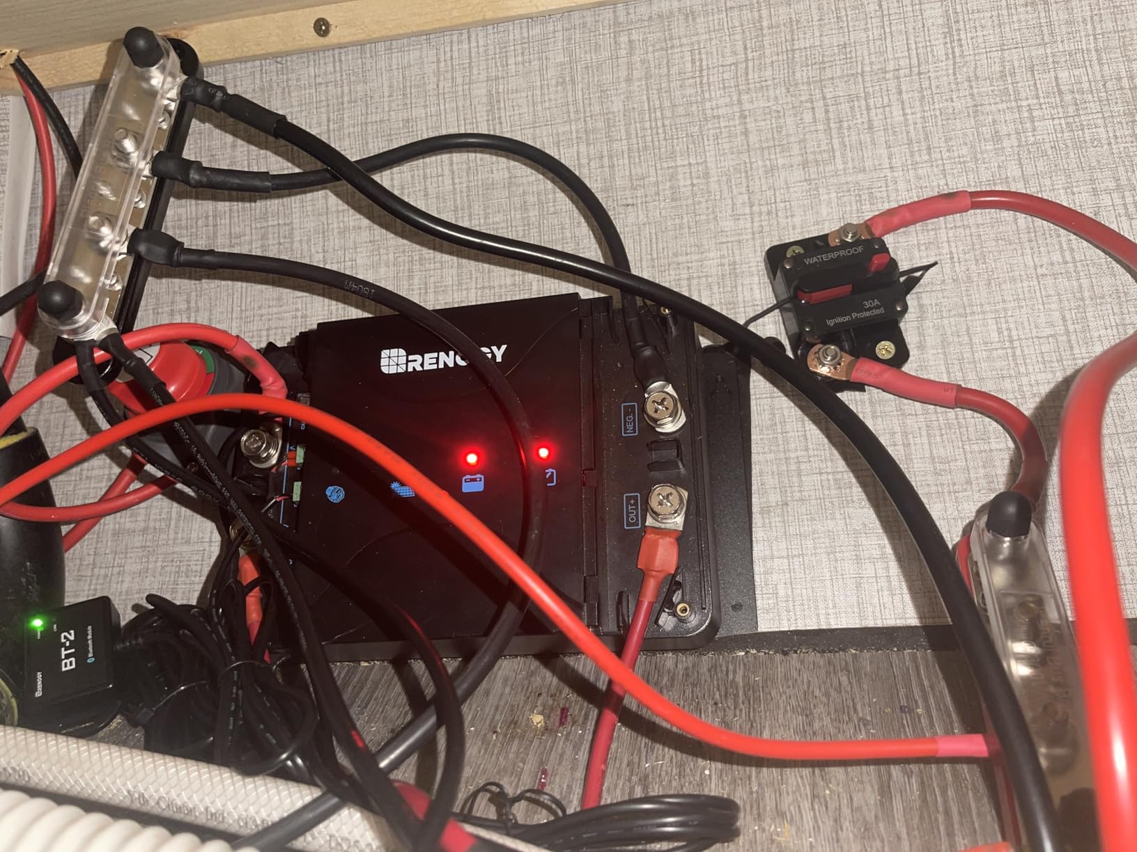 BLUETTI Elite 30 V2 Portable Power Station 288Wh 600W LFP Solar Generator customer photo 2