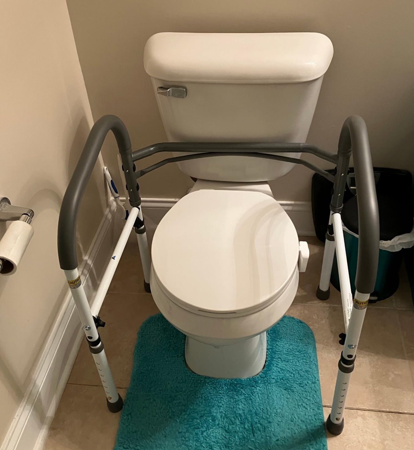 Vaunn Medical Adjustable Toilet Safety Rail for Seniors, Foldable Toilet Safety Frame for Elderly Adults, Bathroom Grab Bar Handle, Toilet Handle for Elderly & Disabled, Free-Standing (Gray) customer photo 2