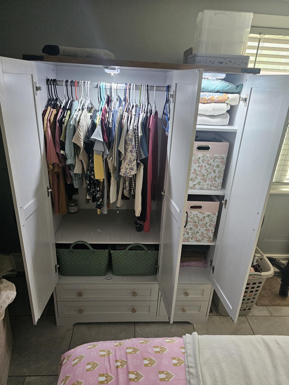 Yechen 3-Door Wooden Armoire Wardrobe Closet with Drawers and Shelves, Bedroom Armoires Closet with Mirror for Hanging Clothes, Coat, Farmhouse Wardrobe Cabinet for Large Storage Needed customer photo 2