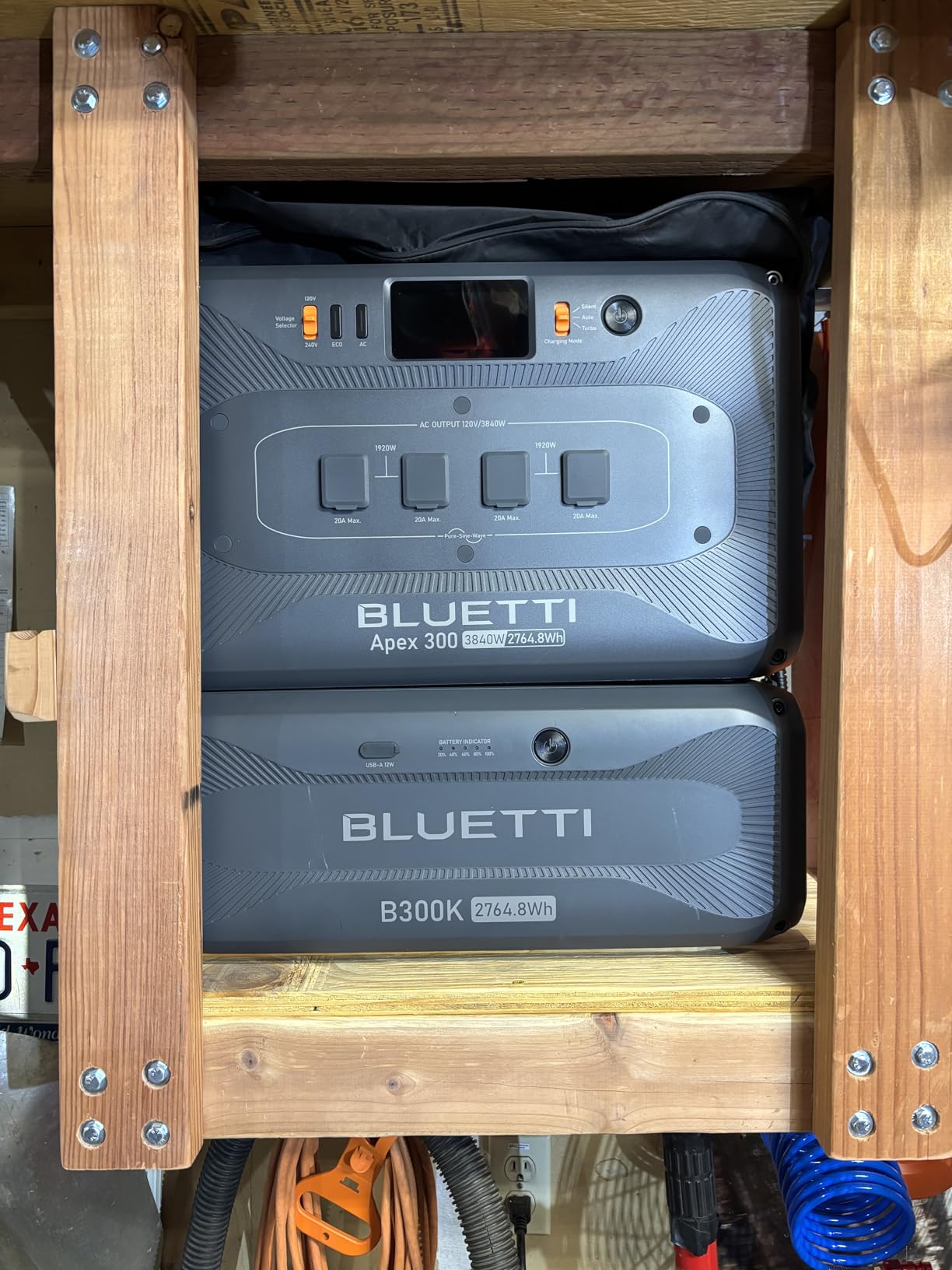 BLUETTI Apex 300 Portable Power Station & B500K Expansion Battery 7884.8Wh customer photo 1