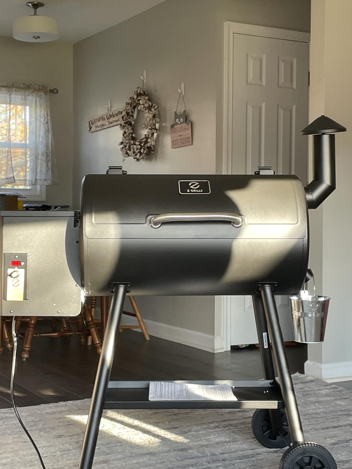 Z GRILLS 2026 Upgrade 8-in-1 BBQ Pellet Grill & Smoker, 697 sq in Cooking Area, PID Auto Temperature Control, 28 lbs Hopper Capacity, Outdoor Grill, Black (Grill Cover Included) customer photo 2