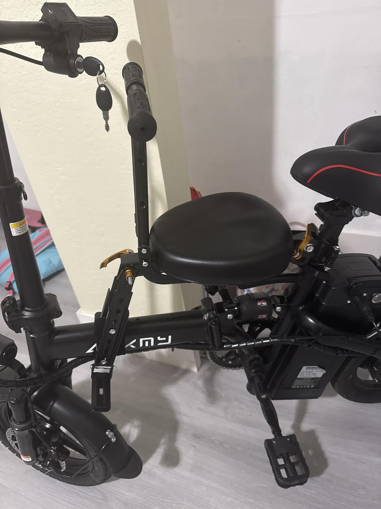 XIEEIX Child Bike Seat, Portable Retractable Foldable Front Mounted Kids Bike Seat, Suitable for Children 1~3 Years, Detachable Child Bike Seat Suitable for All Types of Bicycles customer photo 2