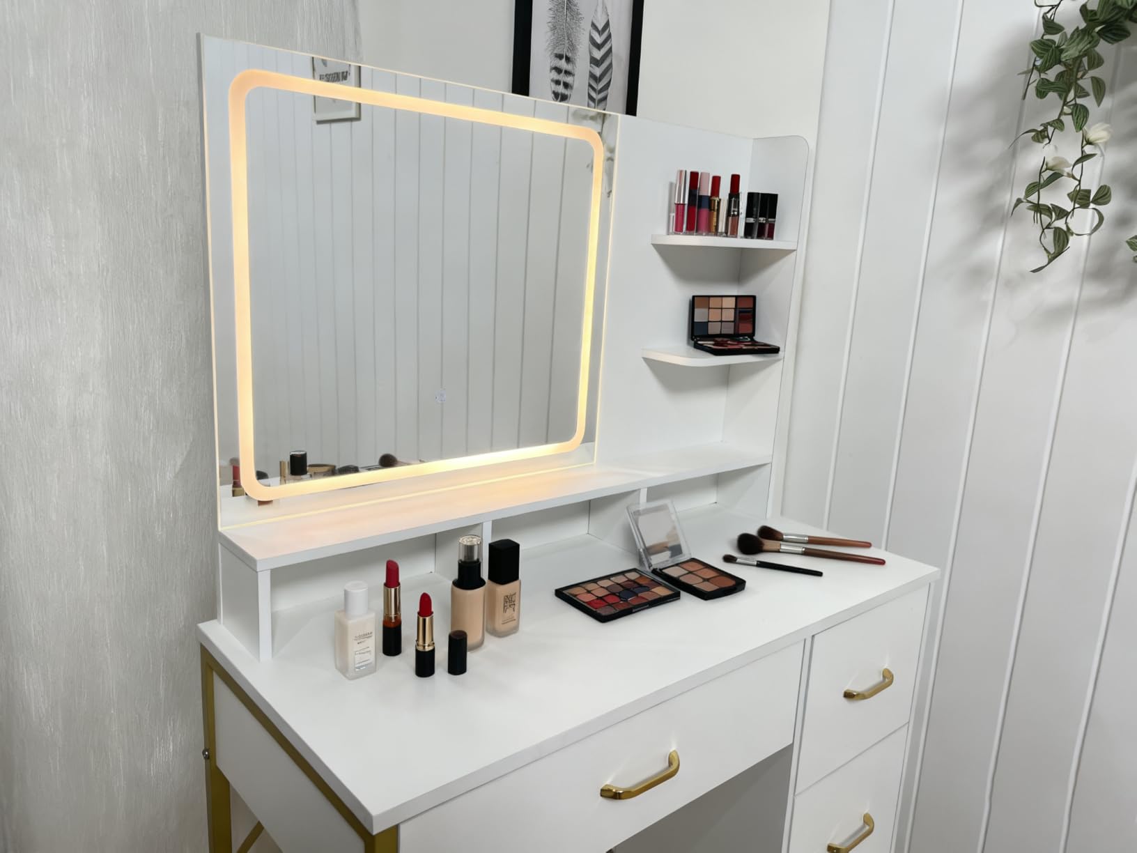 COMHOMA Vanity Desk with Mirror and Lights, Makeup Vanity Table with 4 Drawers & Storage Shelves, Large HD Mirror, 3 Color Modes & Adjustable Brightness, Modern Dressing Table for Bedroom, Black customer photo 1